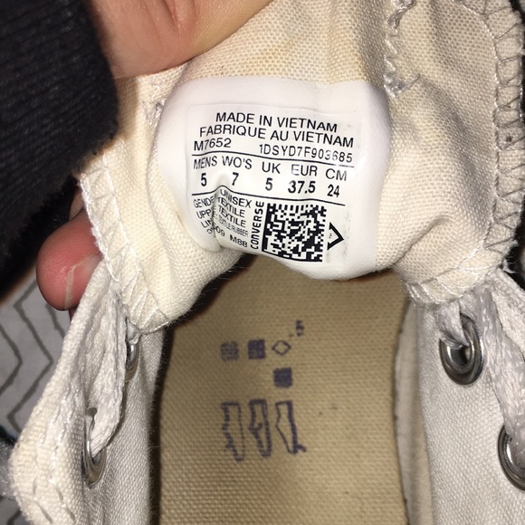 White Low Cut Conserve All Star Shoes - Picture 6 of 7